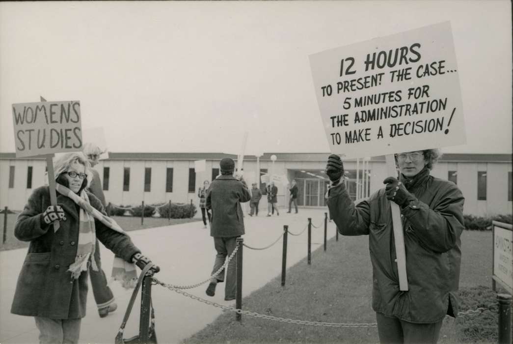 gender studies, Iowa History, Iowa, Civic Engagement, Schools and Education, university of northern iowa, uni, women's studies, protest, UNI Special Collections & University Archives, Cedar Falls, IA, history of Iowa