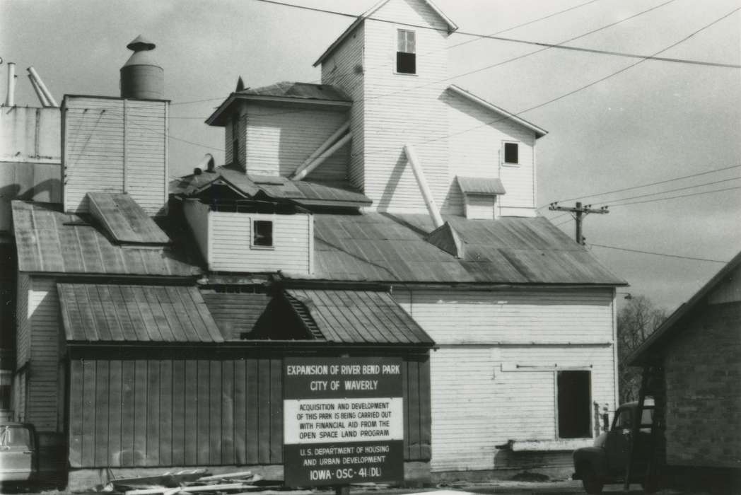 history of Iowa, Iowa, land acquisition, Iowa History, Waverly Public Library, correct date needed, Cities and Towns