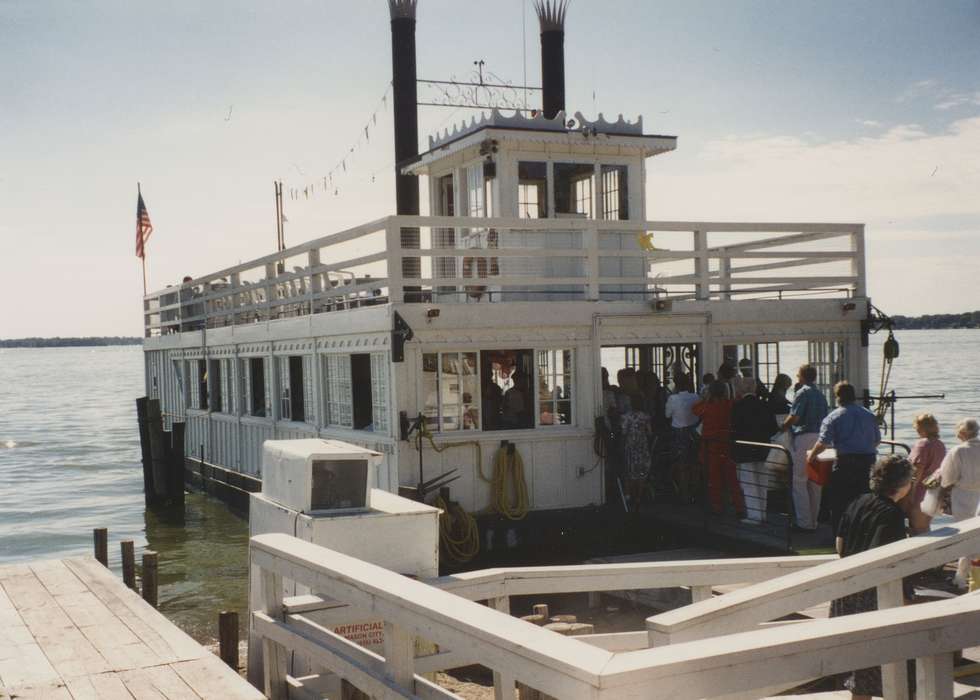 Leisure, Clear Lake, IA, lake, history of Iowa, Iowa History, Kearns, Kim, downtown, Lakes, Rivers, and Streams, Iowa, dock, boat, lady of the lake