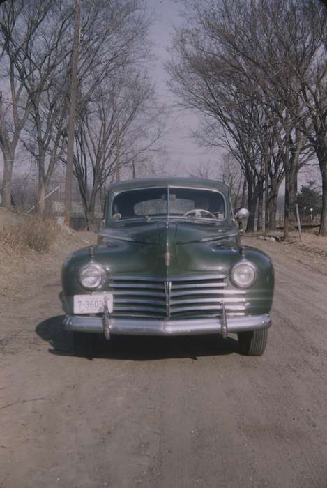 history of Iowa, Sack, Renata, IA, Iowa History, Motorized Vehicles, car, Iowa, headlight