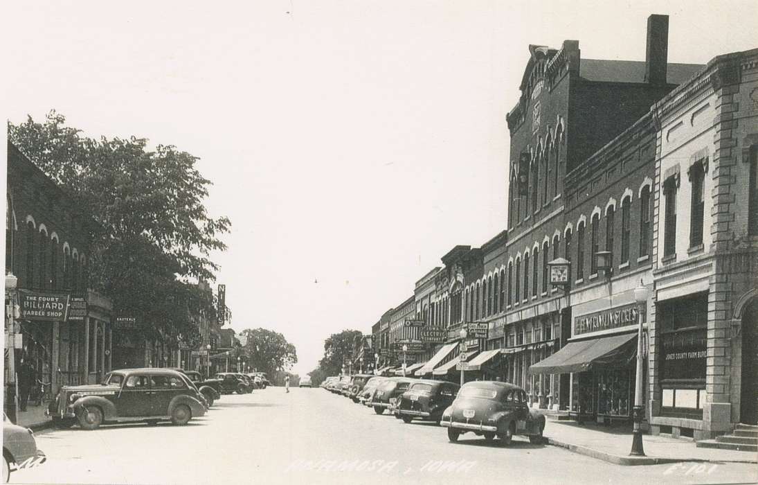 mainstreet, Main Streets & Town Squares, history of Iowa, Iowa History, storefront, Motorized Vehicles, Businesses and Factories, veranda, car, Iowa, Cities and Towns, Anamosa, IA, Hatcher, Cecilia