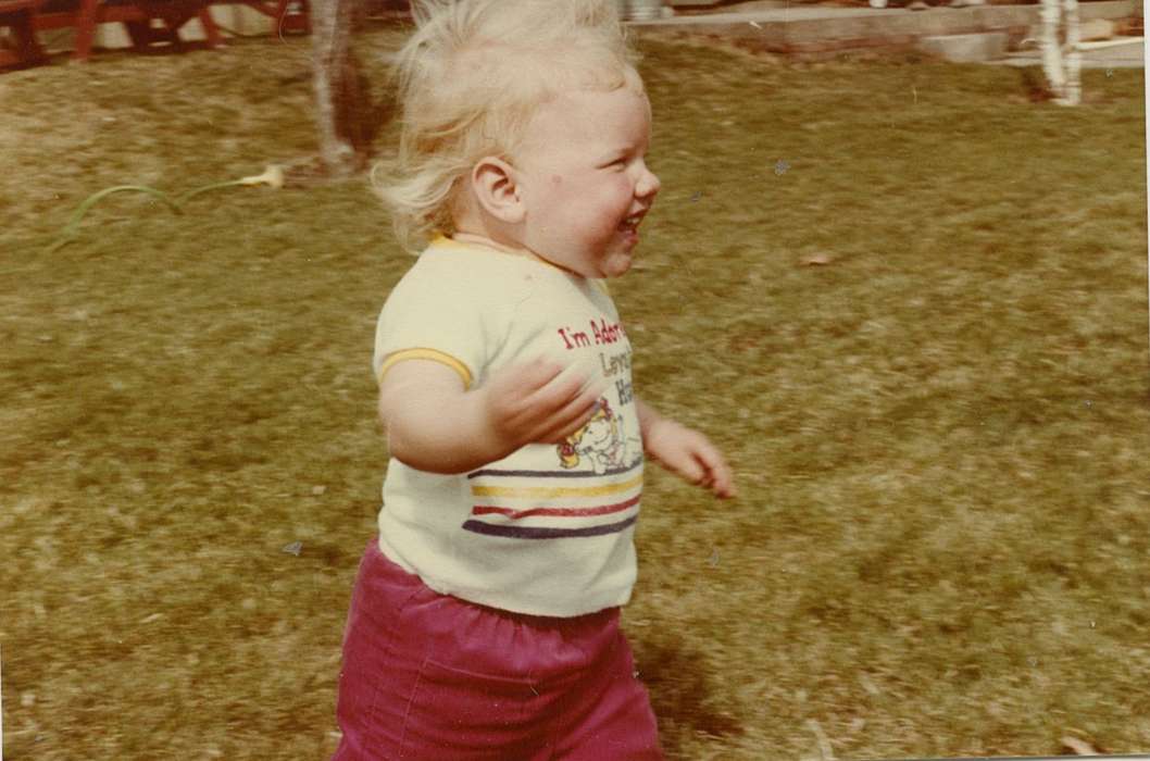 history of Iowa, Iowa History, smile, lawn, Reinbeck, IA, East, Lindsey, Iowa, Homes, Children, Leisure, hose