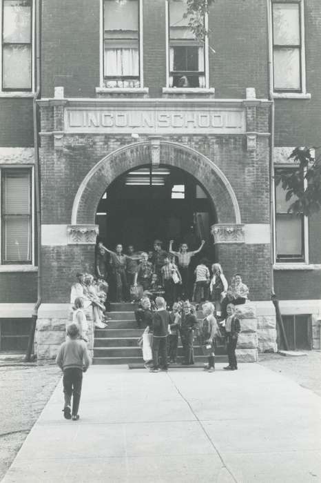 Portraits - Group, kids, history of Iowa, Iowa History, brick building, first day of school, elementary students, Iowa, Cities and Towns, Schools and Education, Children, Waverly Public Library