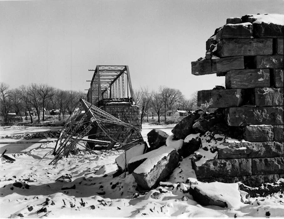 Lemberger, LeAnn, Iowa History, Eldon, IA, Iowa, history of Iowa, Winter, bridge, demolition, snow, Main Streets & Town Squares