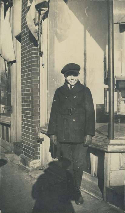 gloves, IA, history of Iowa, coat, hat, Neessen, Ben, Iowa, belt, photographer's shadow, Businesses and Factories, Portraits - Individual, Children, Iowa History