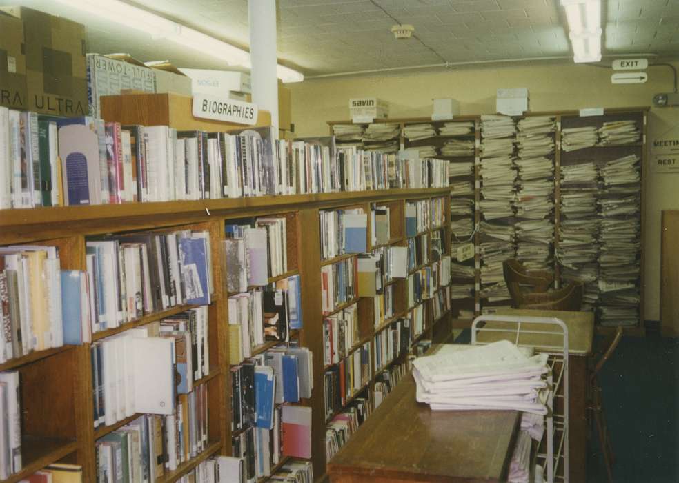 Waverly Public Library, history of Iowa, Iowa History, bookshelf, books, papers, Iowa, Leisure