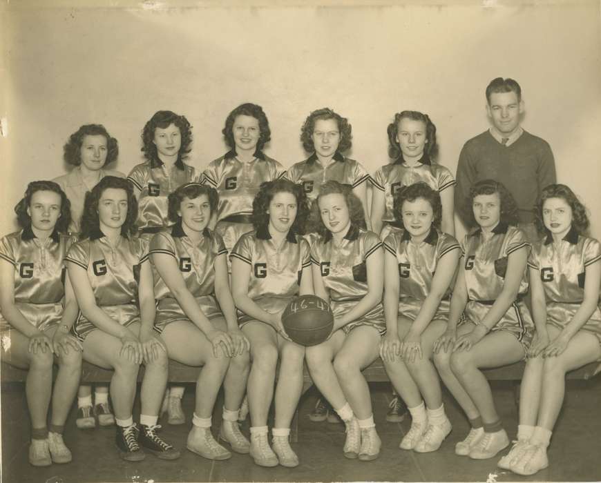 Portraits - Group, Garwin, IA, history of Iowa, Iowa History, Wiese, Rose, basketball, Iowa, Schools and Education, Sports