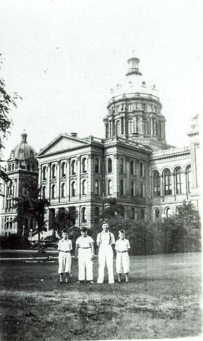 Portraits - Group, history of Iowa, capitol, Iowa History, Anamosa Library & Learning Center, Iowa, Cities and Towns, Children, Des Moines, IA
