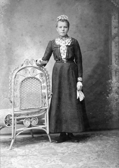 Cedar Falls, IA, Iowa History, history of Iowa, Walker, Erik, dress, Portraits - Individual, Iowa, chair