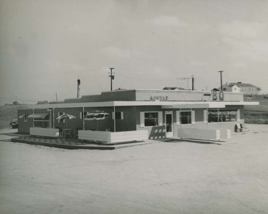 restaurant, history of Iowa, Campopiano Von Klimo, Melinda, Iowa, Food and Meals, Cities and Towns, Businesses and Factories, Des Moines, IA, Iowa History, bbq