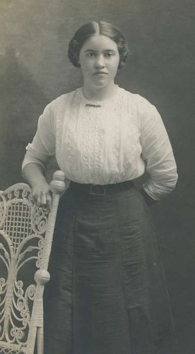 Iowa, USA, girl, woman, pose, Portraits - Individual, blouse, history of Iowa, wicker chair, Iowa History, Spilman, Jessie Cudworth