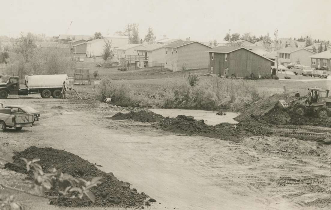 heavy machinery, history of Iowa, Iowa History, Motorized Vehicles, Waverly, IA, Iowa, Homes, Waverly Public Library, Labor and Occupations