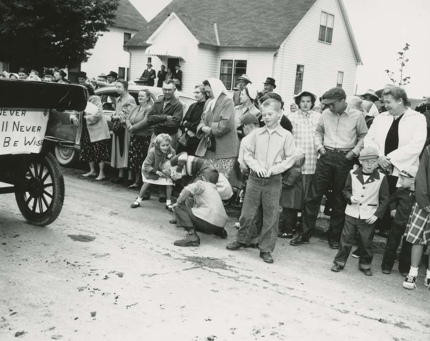 headscarf, Children, history of Iowa, hat, Entertainment, Waverly Public Library, Iowa, Denver, IA, street, crowd, Iowa History