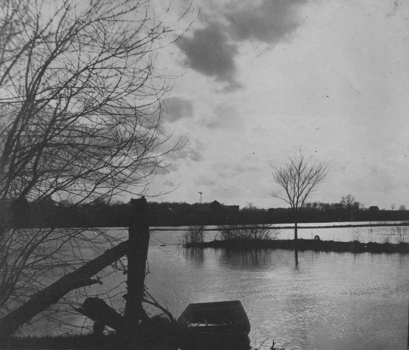 water, history of Iowa, Iowa, IA, King, Tom and Kay, Iowa History, Lakes, Rivers, and Streams