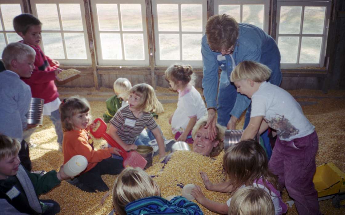 Traer, IA, corn, Children, Iowa History, Iowa, playing, Farms, playpen, Leisure, history of Iowa, Espenscheid, Ben