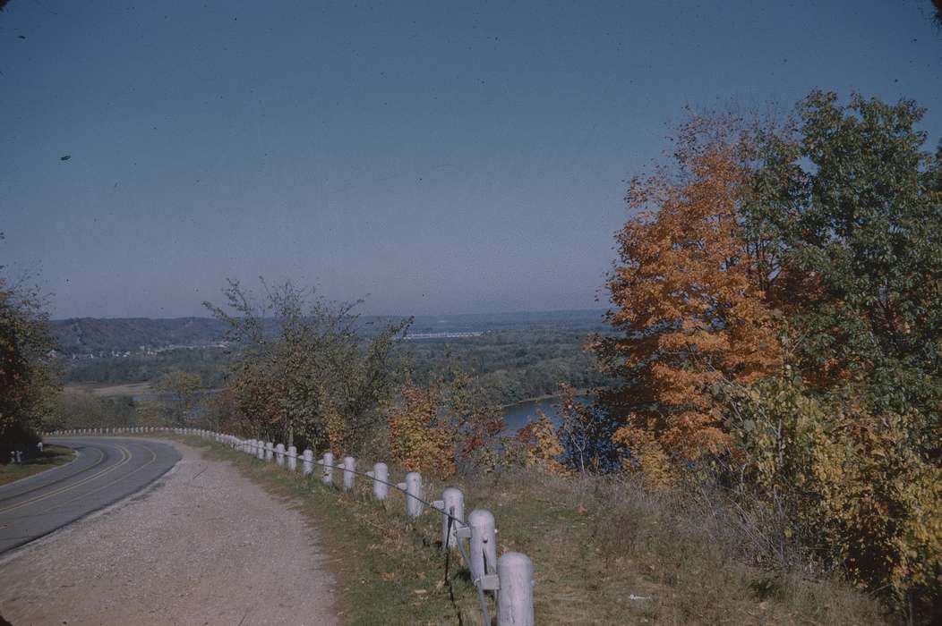 Sack, Renata, Iowa History, autumn, Iowa, NE, IA, sky, history of Iowa, Landscapes, Travel, bluffs, fall