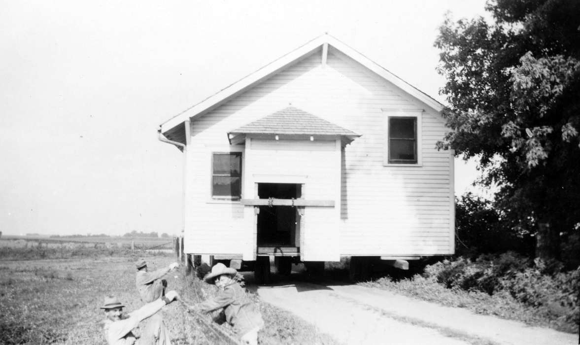 Algona, IA, Hagg, Regina, history of Iowa, Iowa, Iowa History, construction, Labor and Occupations