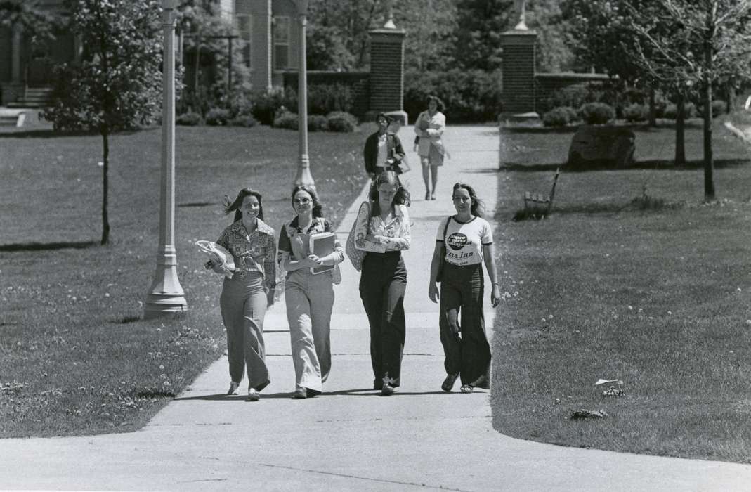 Iowa, UNI Special Collections & University Archives, Schools and Education, bench, uni, university of northern iowa, students, book, bell bottoms, street light, Cedar Falls, IA, history of Iowa, Iowa History