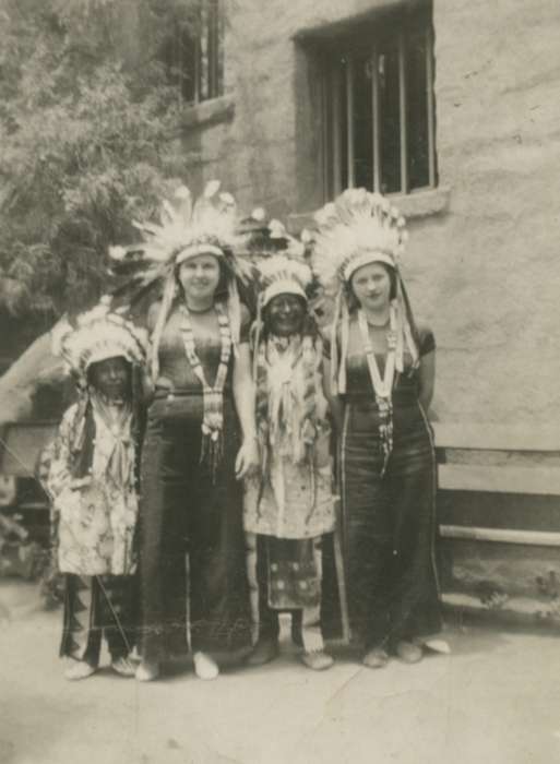 Portraits - Group, redface, history of Iowa, Maharry, Jeanne, Iowa History, first nation, Fairs and Festivals, Iowa, Children, native american, CO, indigenous