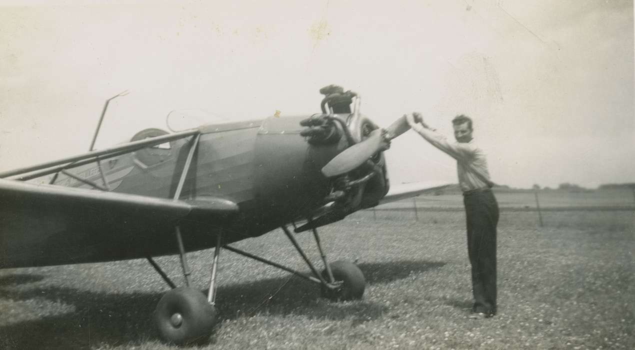 Motorized Vehicles, Iowa History, planes, Iowa, history of Iowa, Fort Atkinson, IA, airplane, Vsetecka, Delores