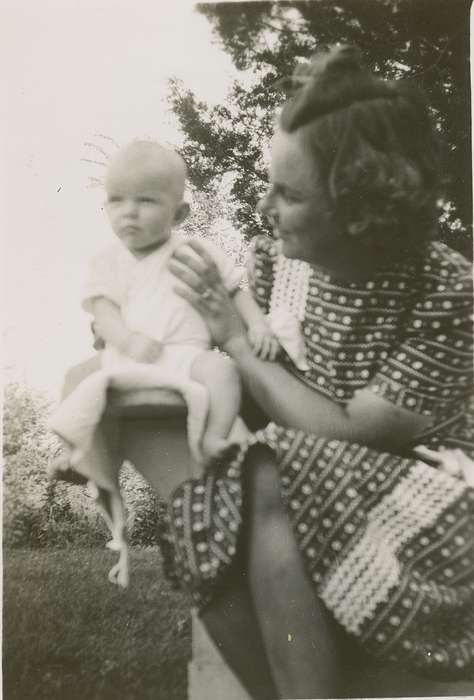 baby, Iowa History, Children, Iowa, history of Iowa, Zimmermann, Sallie, Families, IA