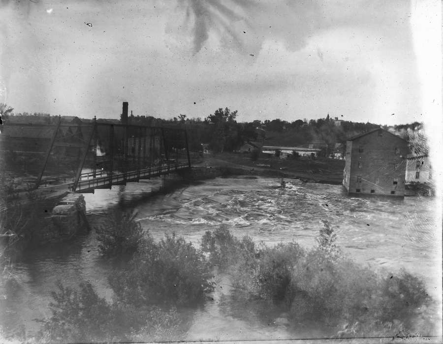 bridge, history of Iowa, IA, Iowa History, Lakes, Rivers, and Streams, Anamosa Library & Learning Center, Iowa, Landscapes