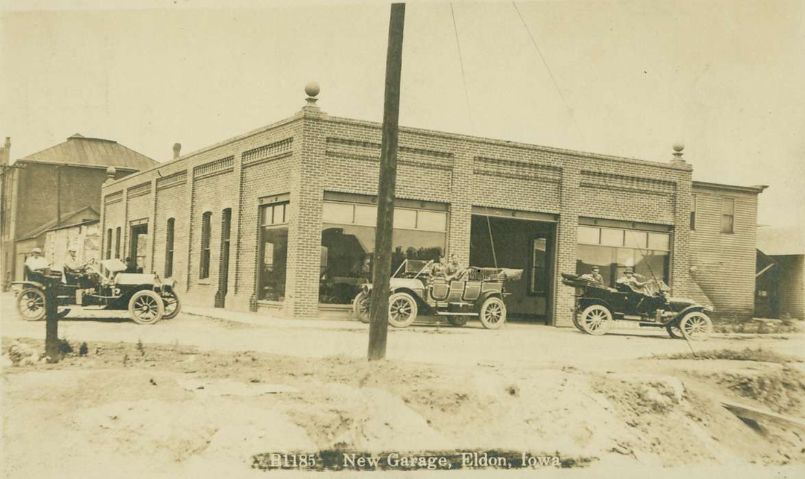 Iowa, brick, car, Lemberger, LeAnn, Cities and Towns, Eldon, IA, history of Iowa, Motorized Vehicles, garage, Iowa History