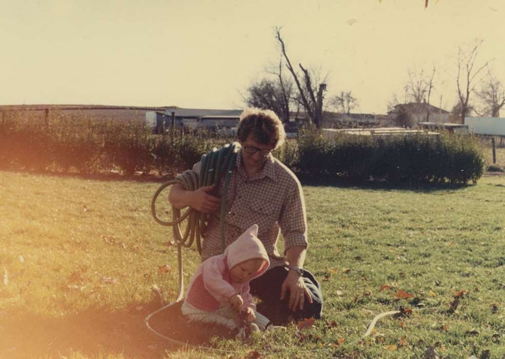 baby, hose, Iowa, hedge, East, Lindsey, Families, Children, Reinbeck, IA, Farms, history of Iowa, Iowa History