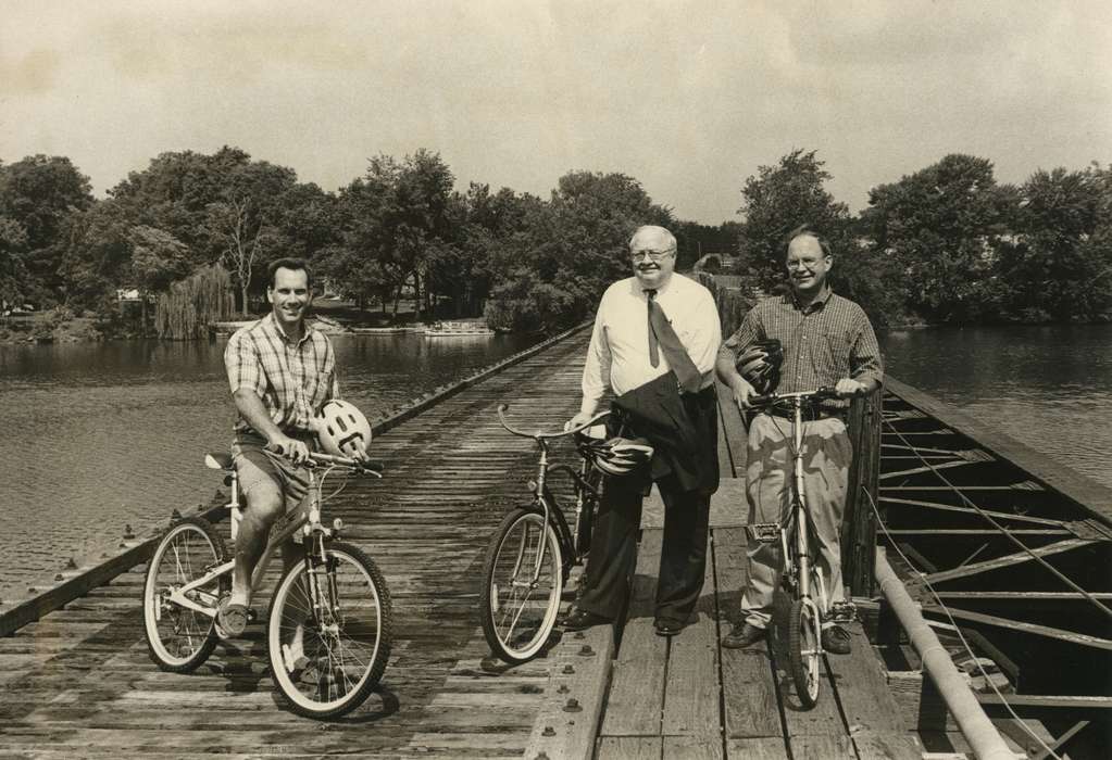 Cities and Towns, Lakes, Rivers, and Streams, bike, bicycle, Waverly Public Library, bridge, Iowa, history of Iowa, Iowa History, Portraits - Group