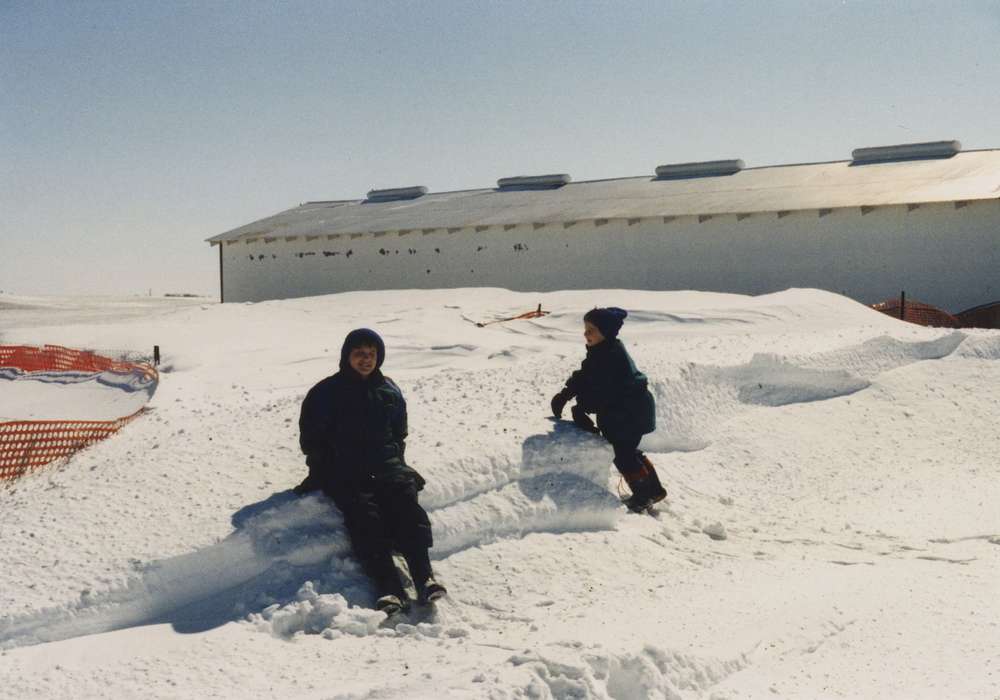 Farms, snow, Iowa History, Manchester, IA, Leisure, history of Iowa, Roberts, Lori, Iowa, Winter, Children