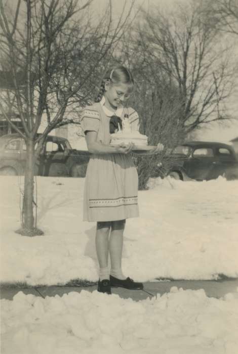 cake, history of Iowa, IA, Iowa History, Winter, Dean, Shirley, Iowa, Children