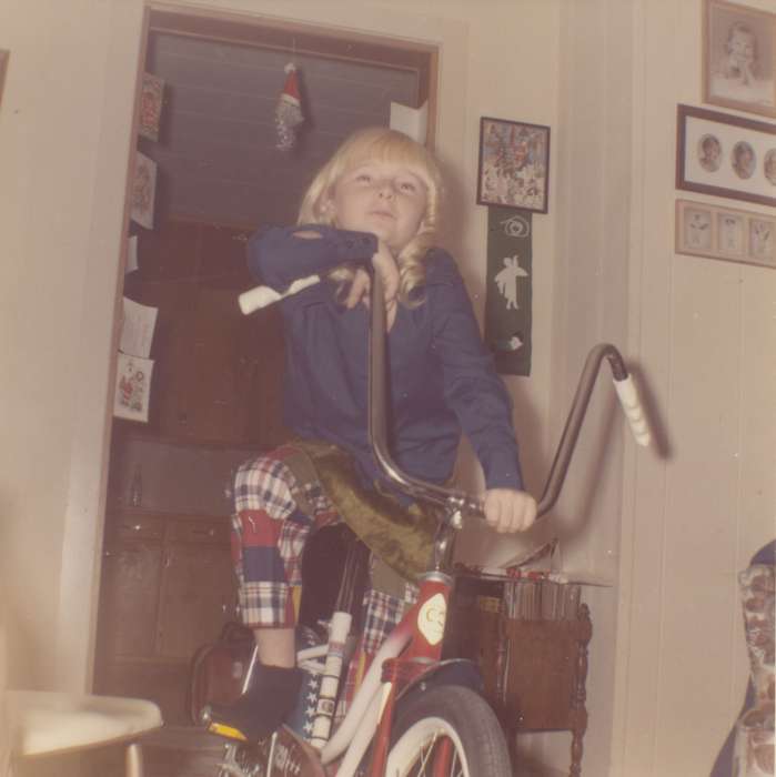 history of Iowa, Iowa History, bicycle, Peck, Dona, Holidays, Postville, IA, Iowa, Children, Homes, bike, Leisure, Portraits - Individual