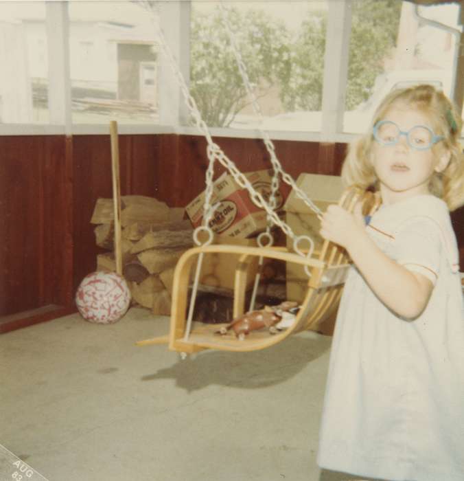 history of Iowa, Iowa History, wood, toy, Reinbeck, IA, Iowa, swing, Children, Leisure, East, Lindsey, Portraits - Individual