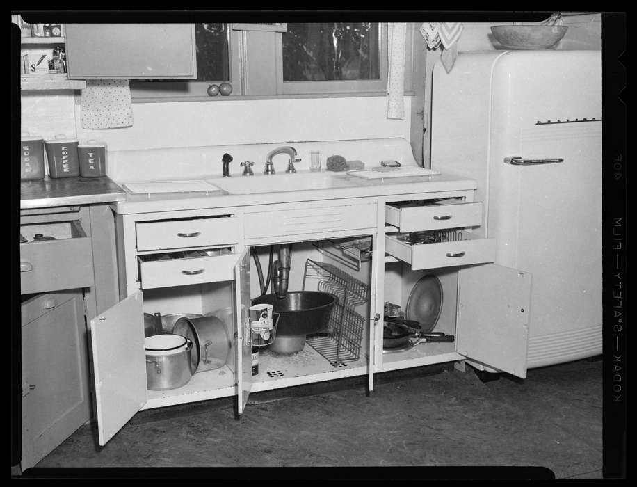 Iowa History, Archives & Special Collections, University of Connecticut Library, Storrs, CT, Iowa, history of Iowa