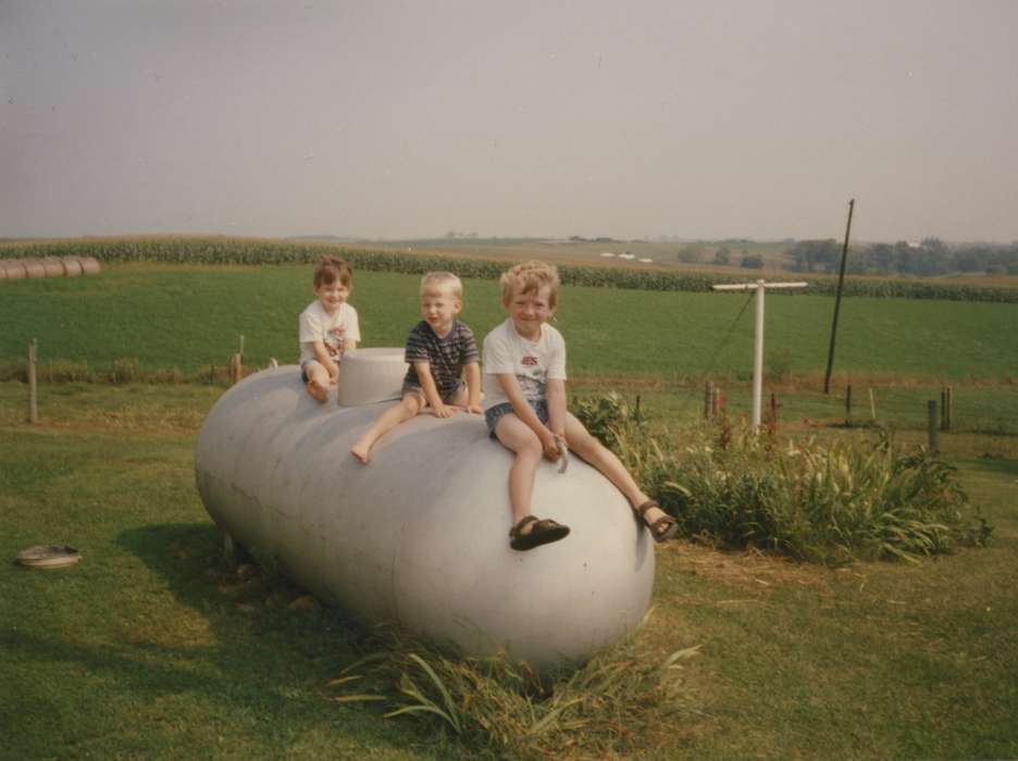 Portraits - Group, history of Iowa, Iowa History, IA, McDermott, Helen, propane tank, Iowa, Farms, Children