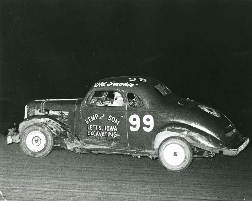 tunis speedway, racecar, history of Iowa, Iowa History, Entertainment, racecar driver, Motorized Vehicles, Volgarino, Jim, car, speedway, Iowa, Waterloo, IA