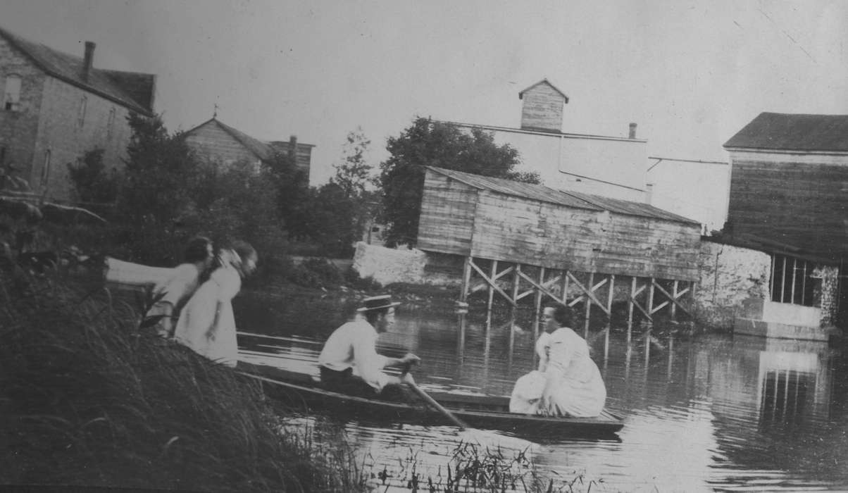 water, fun, Iowa, Leisure, boat, King, Tom and Kay, Fairbank, IA, Lakes, Rivers, and Streams, pond, history of Iowa, Iowa History