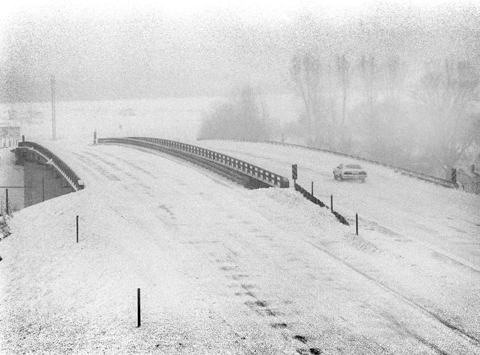 Eldon, IA, bridge, car, Iowa History, Iowa, Motorized Vehicles, Lemberger, LeAnn, history of Iowa, storm, snow, Landscapes, Winter