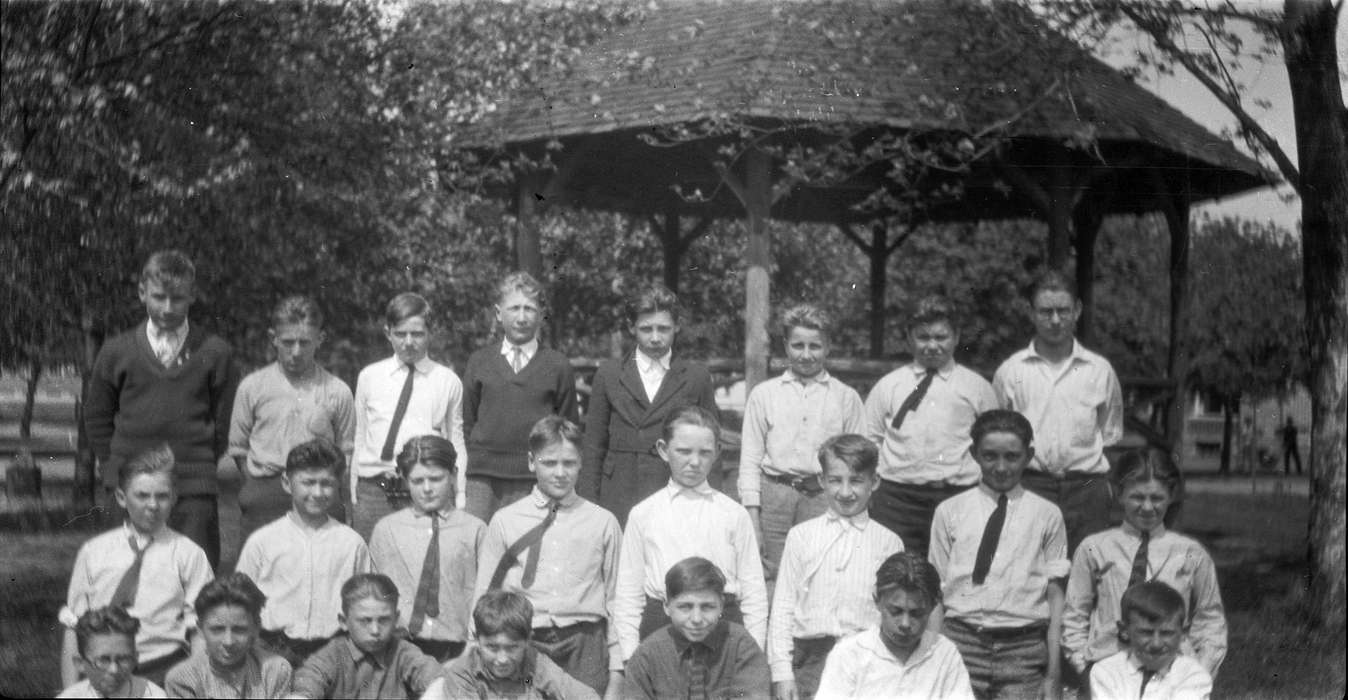 Portraits - Group, Iowa, Iowa History, USA, Children, University of Northern Iowa Museum, history of Iowa