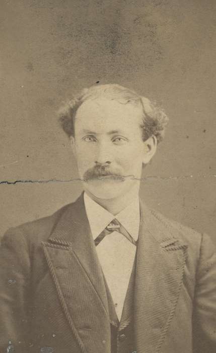 carte de visite, correct date needed, Iowa, vest, frock coat, Olsson, Ann and Jons, Portraits - Individual, history of Iowa, Maquoketa, IA, man, mustache, bow tie, Iowa History