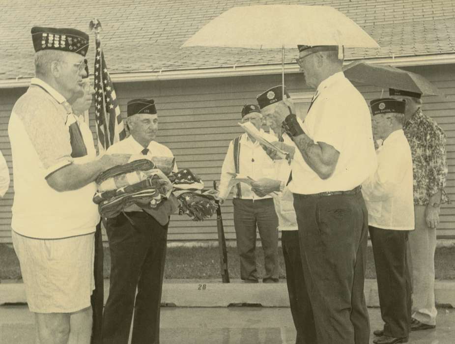 history of Iowa, umbrella, hat, american legion, Waverly Public Library, Waverly, IA, Iowa, Civic Engagement, american flag, group, Iowa History, men