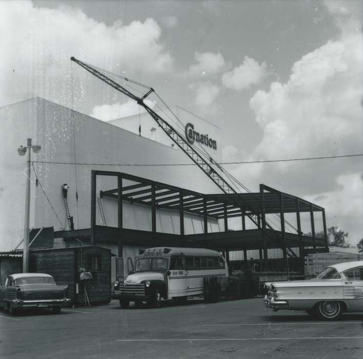 construction, crane, history of Iowa, Businesses and Factories, Waverly Public Library, Iowa, Iowa History, cars