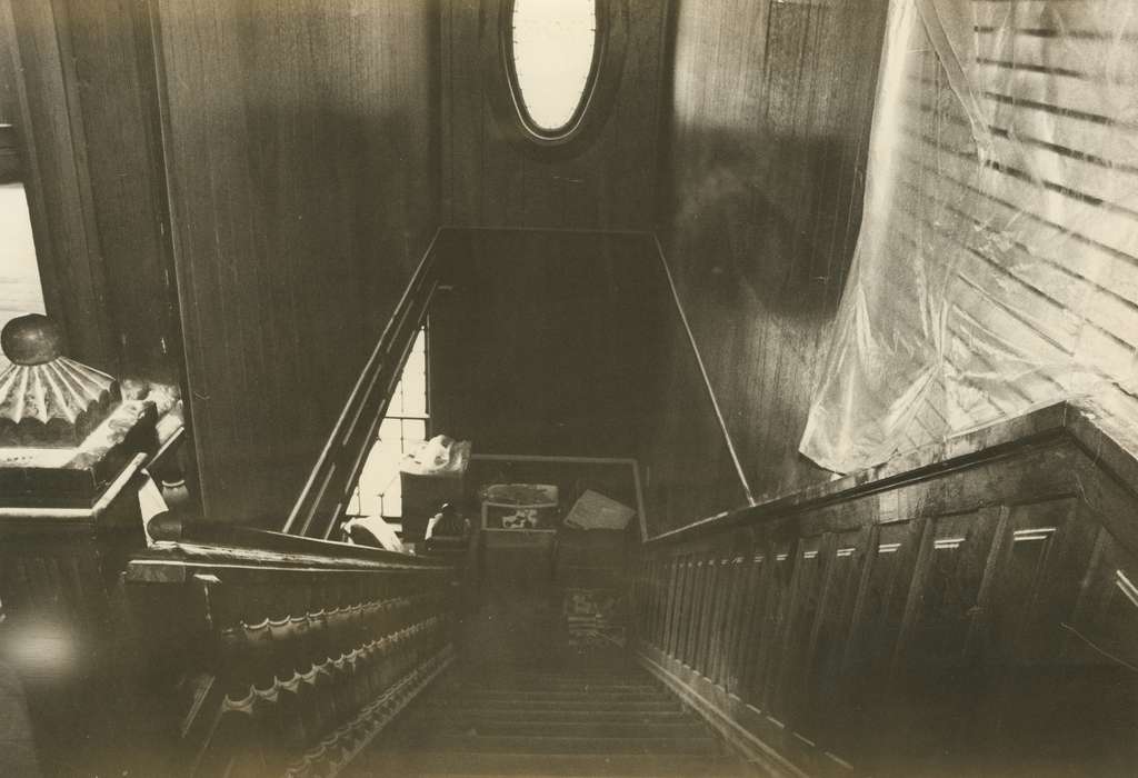 remodeling, history of Iowa, Iowa History, Iowa, staircase, Homes, Waverly Public Library