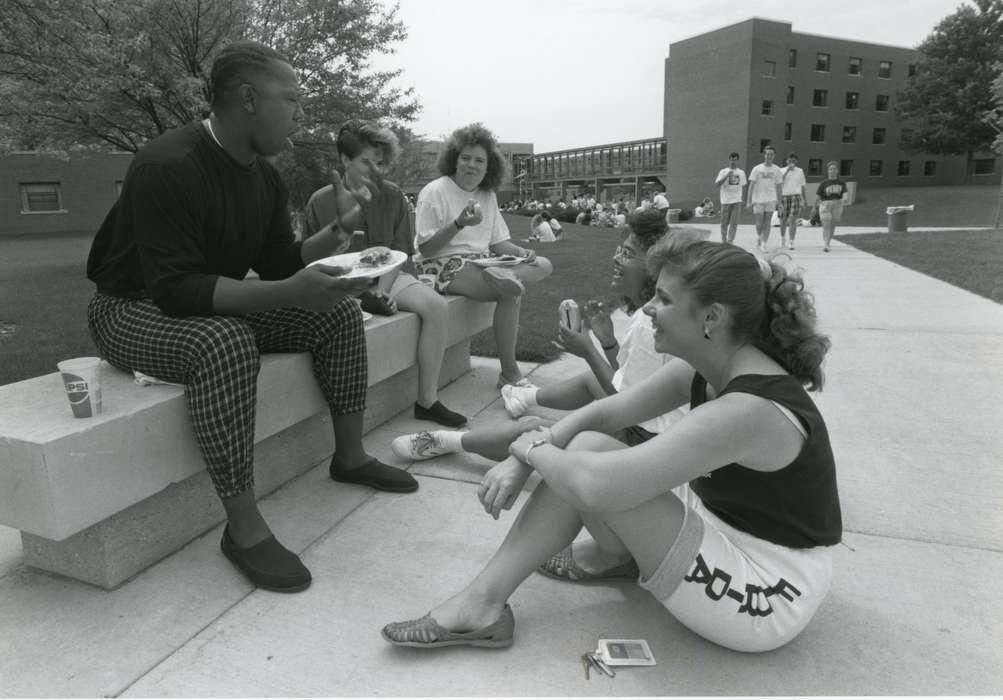 dorm, Portraits - Group, pepsi, grass, eating, Iowa History, Iowa, Schools and Education, university of northern iowa, uni quad, uni, history of Iowa, UNI Special Collections & University Archives, Cedar Falls, IA, Food and Meals