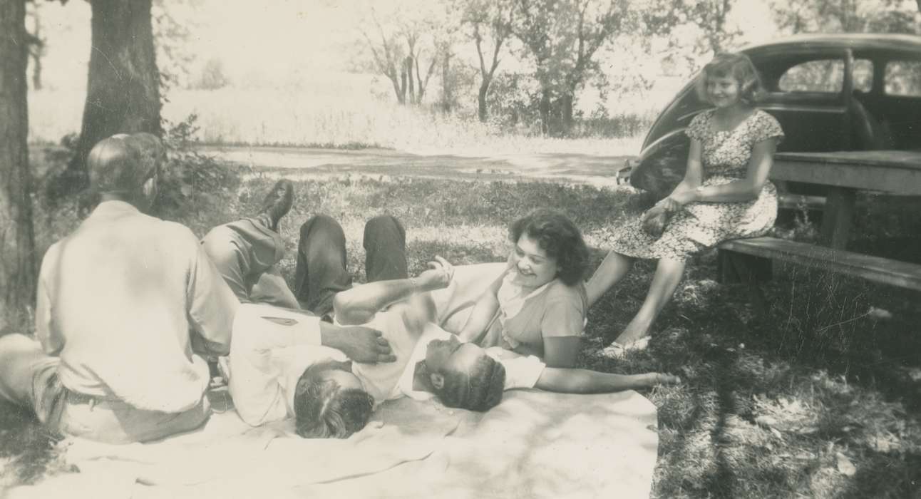 Schon, Mary, picnic, Leisure, Iowa History, Iowa, history of Iowa, Carroll County, IA