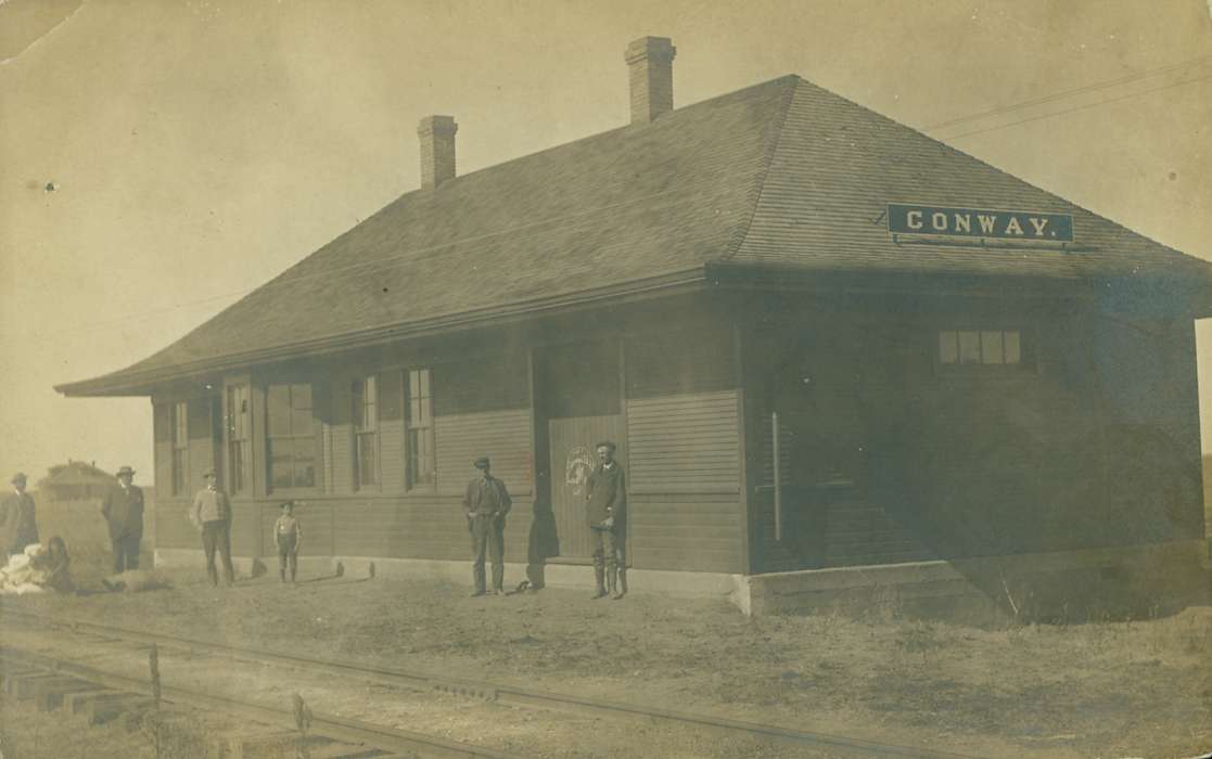 Iowa, Conway, IA, depot, Train Stations, Lemberger, LeAnn, train track, history of Iowa, Iowa History