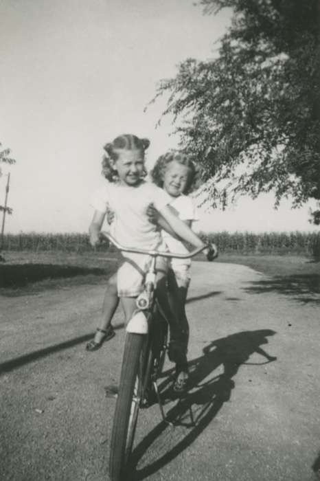 Outdoor Recreation, Portraits - Group, Iowa, bike, Children, Maharry, Jeanne, Taylor County, IA, bicycle, history of Iowa, Iowa History