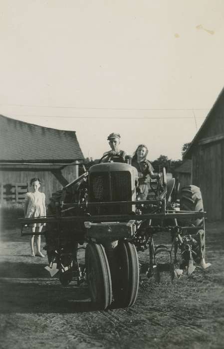 Farming Equipment, history of Iowa, Iowa History, Fowler, Wade, Moulton, IA, tractor, Iowa, Farms, Children