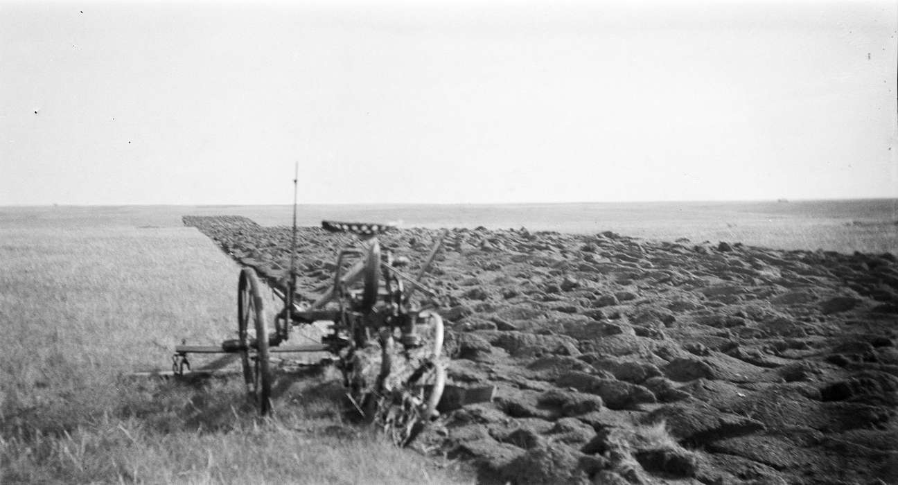 Farming Equipment, history of Iowa, Iowa, University of Northern Iowa Museum, Landscapes, Iowa History, MT