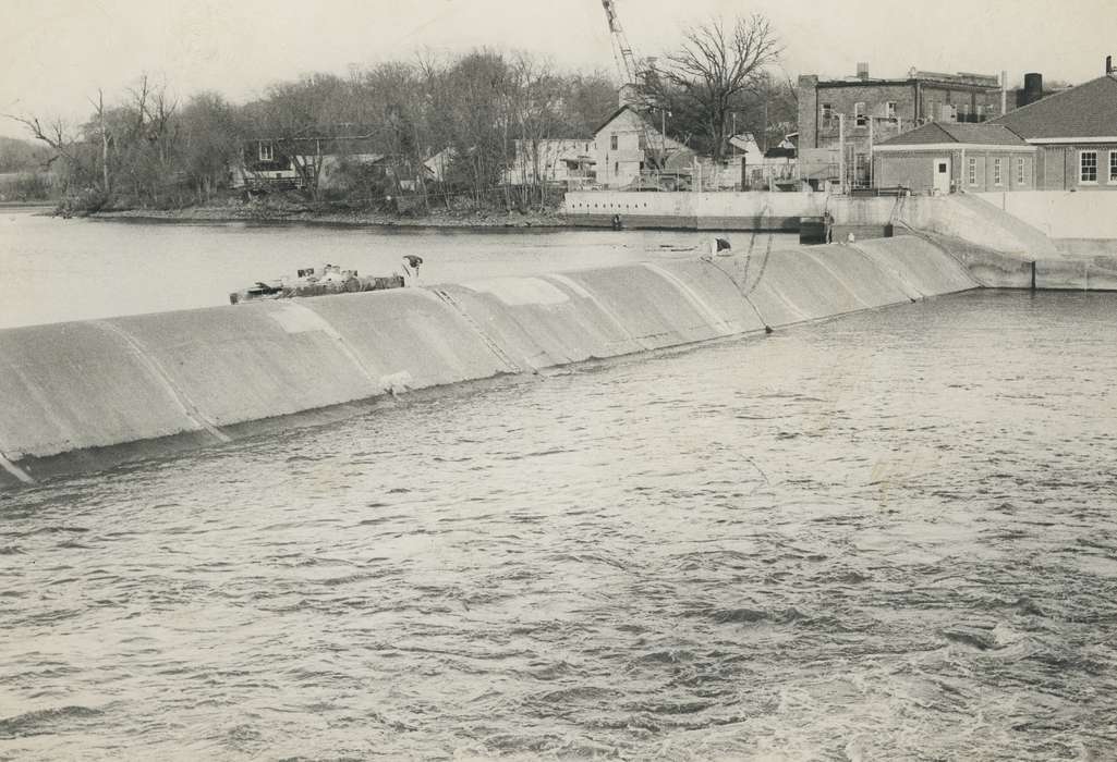history of Iowa, Iowa History, Lakes, Rivers, and Streams, Waverly, IA, cedar river, Iowa, Waverly Public Library, dam, Labor and Occupations